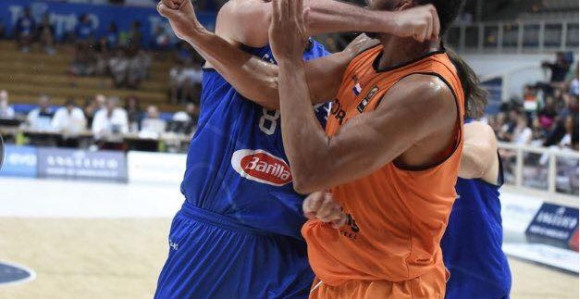 Galinari se potukao na prijateljskoj i propušta EP!