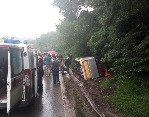 U nezgodi više od 20 povrijeđenih 