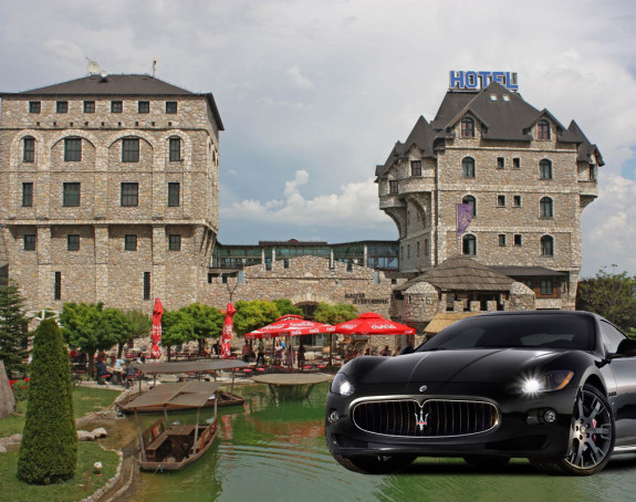 Lažno prijavila krađu službenog "maseratija"