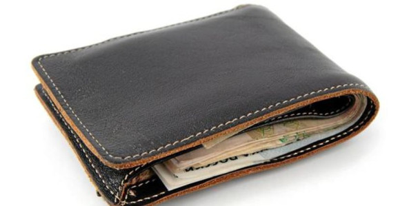 Starcu ukrali novčanik i pare