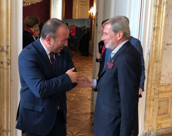 Crnadak imao više susreta u Beču 