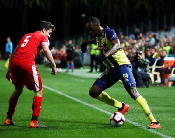 Bolt konačno zaigrao na fudbalskom meču!