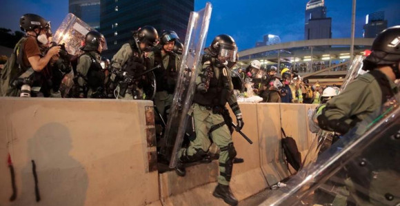 Ponovo ključa u Honkongu:Hiljade ljudi na ulicama