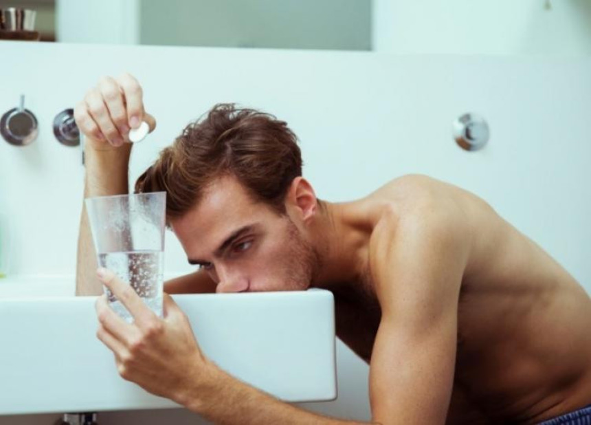 Za pijane: Otvoren prvi bar za mamurluk