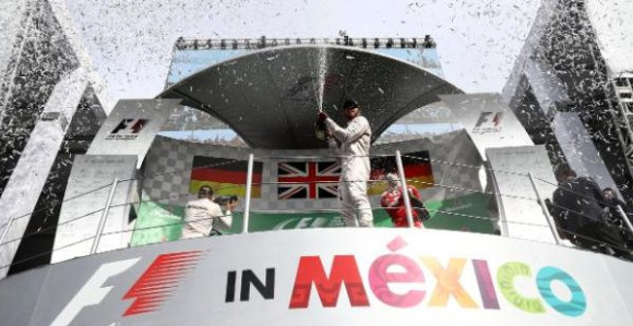 F1: Hamilton srećan, Ferstapen ljut zbog kazne!