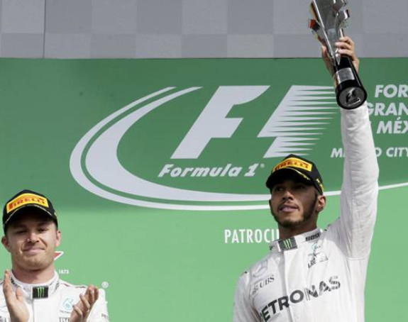 Hamilton oduševljen: Živio Meksiko!