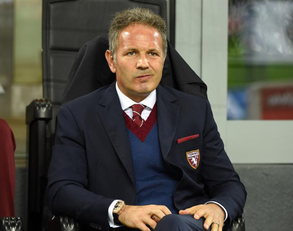 Siniša, da li je tačno da ćete preuzeti Inter?!