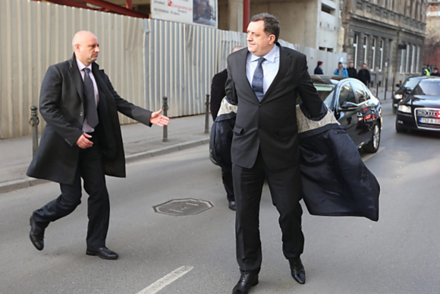 Dodikovo "perje" teško 20.000 KM