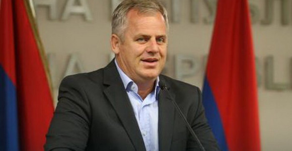 Stanić: Dodik da održi referendum