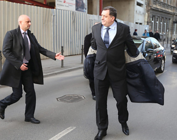 Dodikovo "perje" teško 20.000 KM