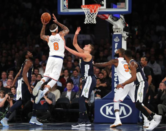 Porzingis zasijenio Jokićevih 28, Bjelica 9 poena!