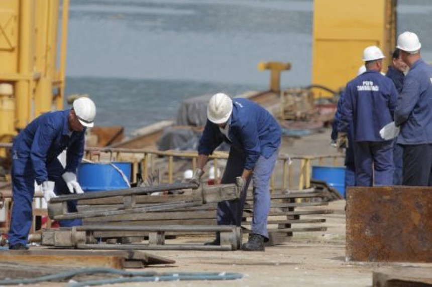 Најниже плате да буду 500 КМ!