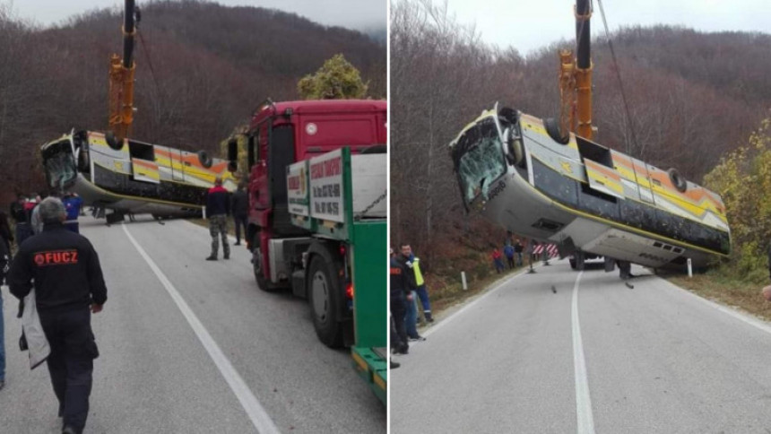 Izvučen autobus koji je sletio s puta kod Livna