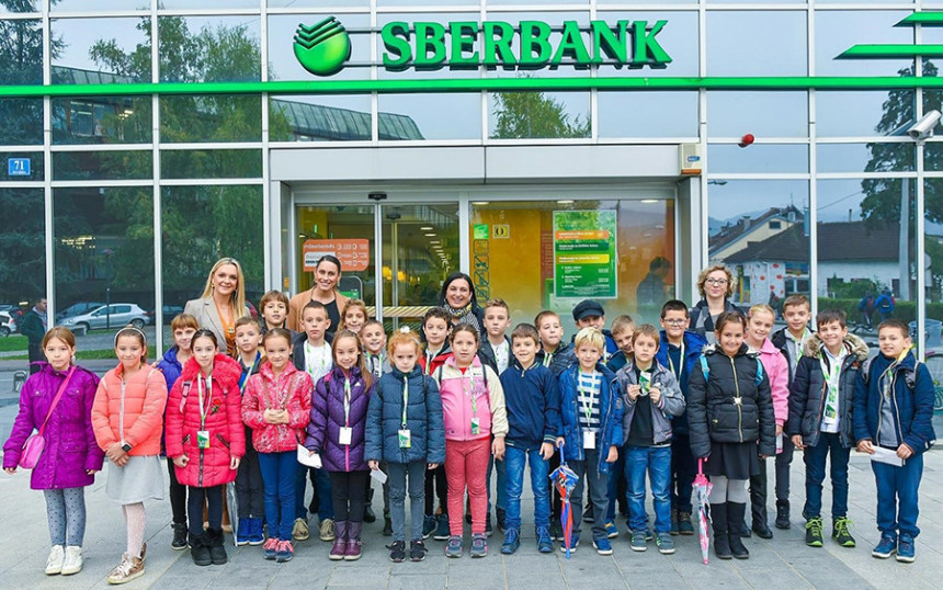 Dan štednje: Osnovci posjetili Sberbanku