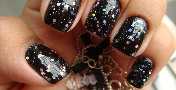 Novogodišnji manikir