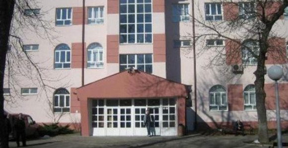 Обећала старцу секс, па га опљачкала!