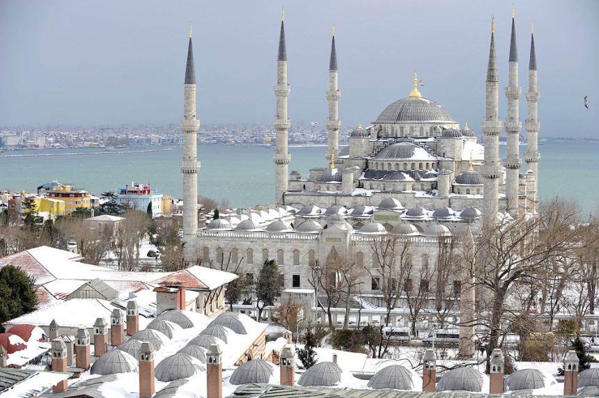 Uhapšeno 20 osoba u Istambulu 