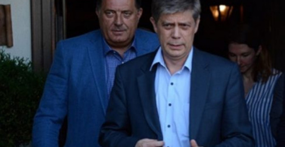 Proteste pred ured Vigemarka