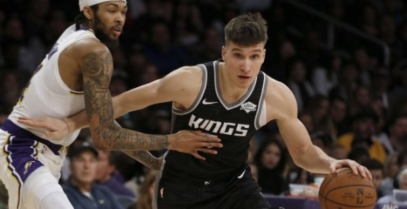 Video: Bogdan opet napunio koš Lejkersa!